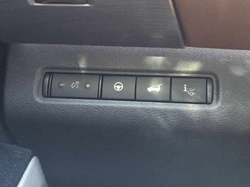 Used 2023 Nissan Pathfinder Platinum w/ Cargo Package image 26