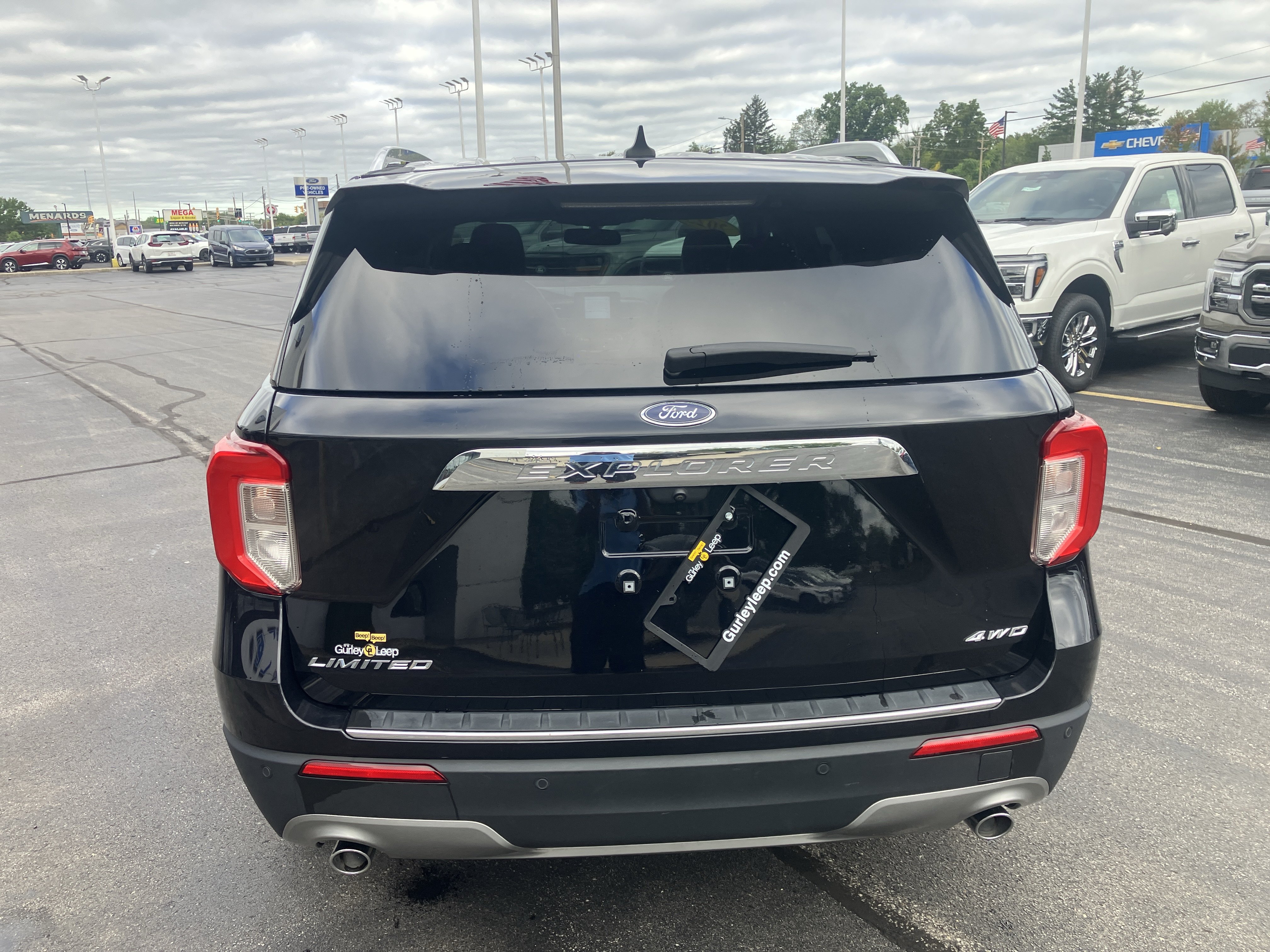 Certified 2023 Ford Explorer Limited AWD/4WD image 6