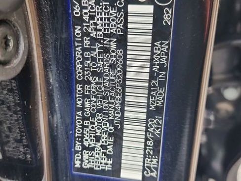 Used 2023 Toyota Corolla SE image 29