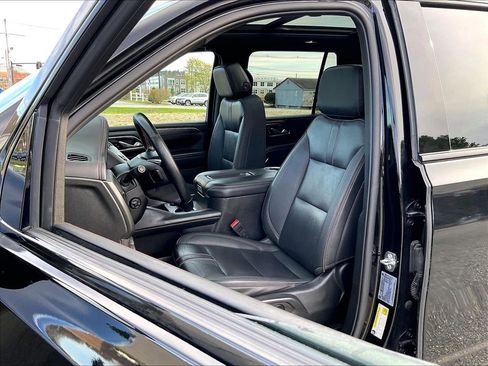 Used 2023 Chevrolet Tahoe RST w/ Luxury Package AWD/4WD image 10