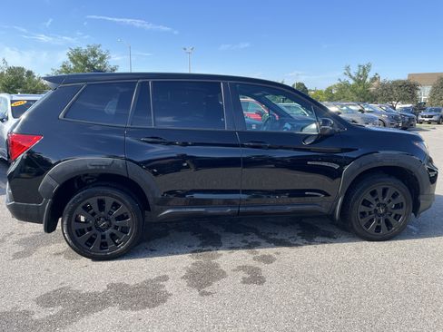 Used 2023 Honda Passport EX-L image 4