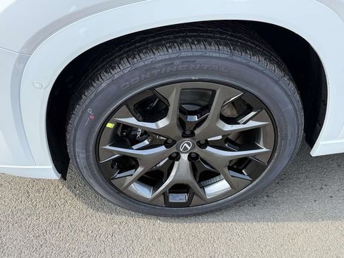 New 2026 Lexus TX 500h AWD image 7