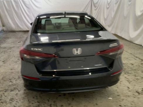 Used 2025 Honda Civic Sport Touring image 7