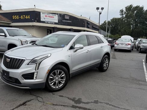 Used 2020 Cadillac XT5 Premium Luxury AWD/4WD image 2