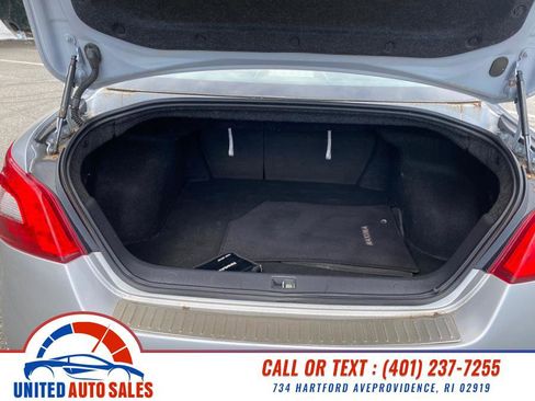 Used 2011 Nissan Maxima 3.5 S image 8