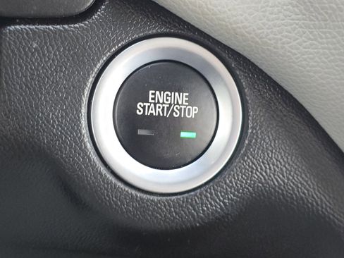 Used 2023 Chevrolet Equinox LT image 20