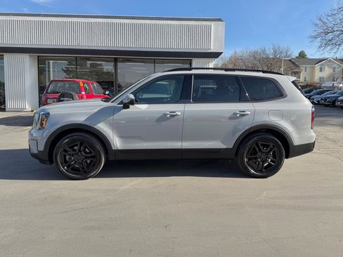 Used 2025 Kia Telluride EX X-Line image 18