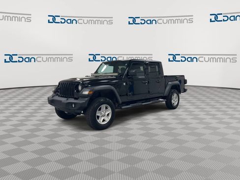 Used 2020 Jeep Gladiator Sport w/ Quick Order Package 24S AWD/4WD image 4