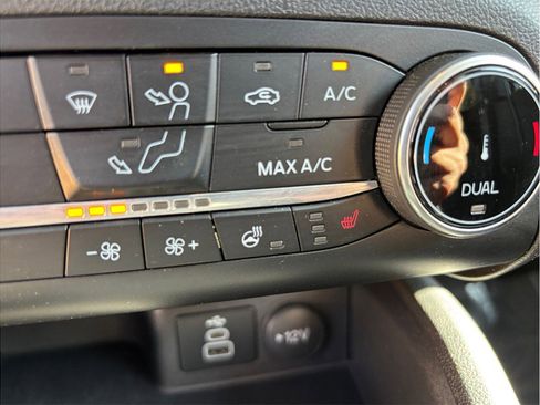 Used 2024 Ford Escape Active image 30