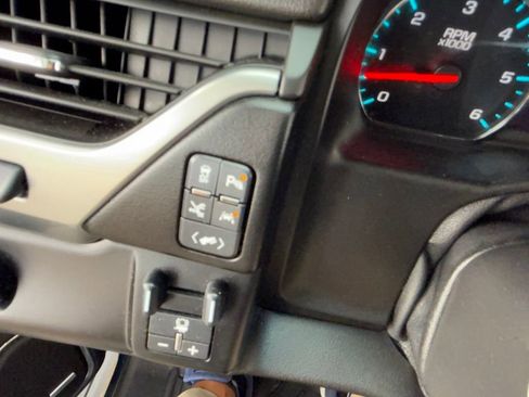 Used 2019 Chevrolet Tahoe Premier RWD image 68