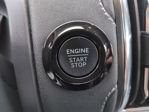 Used 2025 Ford Expedition Max Platinum AWD/4WD image 19