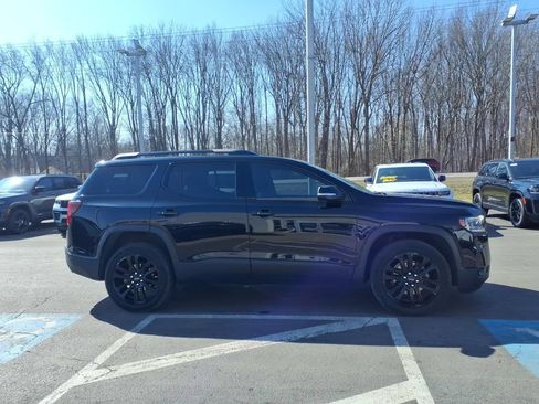 Used 2023 GMC Acadia SLE w/ Elevation Edition AWD/4WD image 4