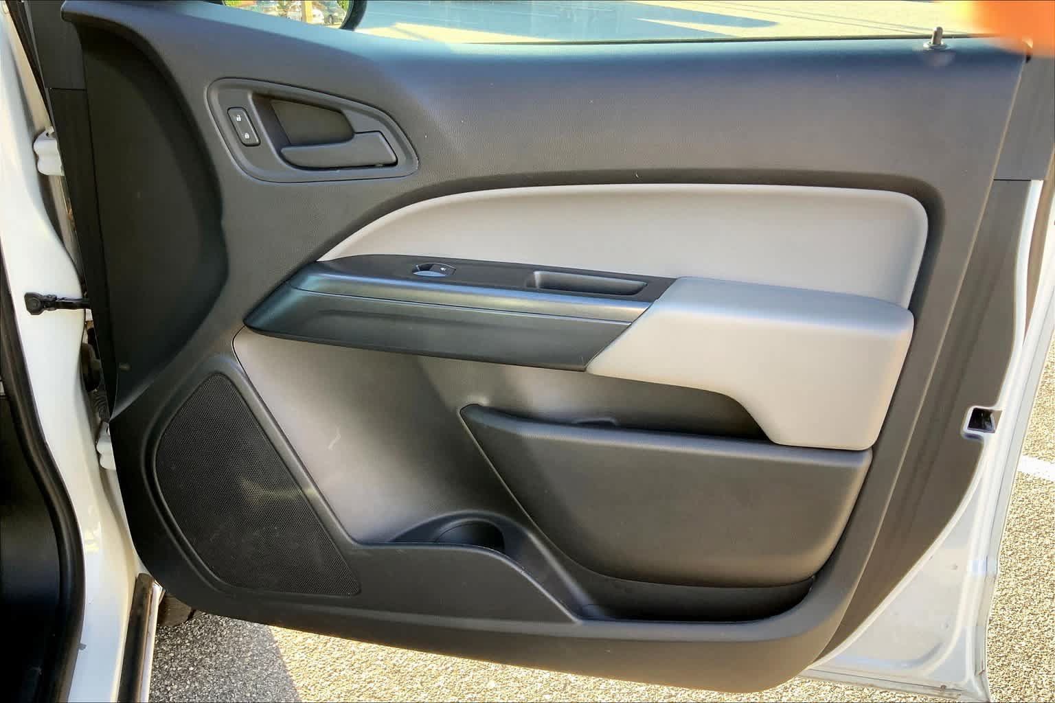 Used 2018 GMC Canyon 2WD Crew Cab image 23
