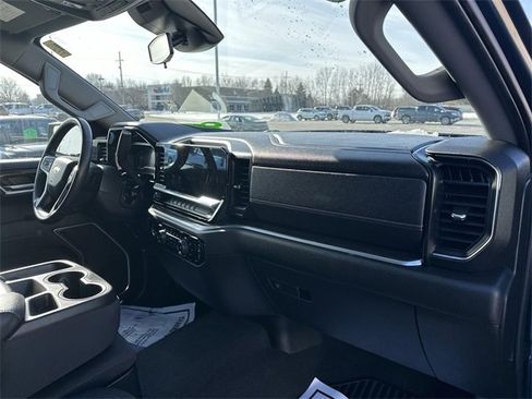 Used 2022 Chevrolet Silverado 1500 LT image 26