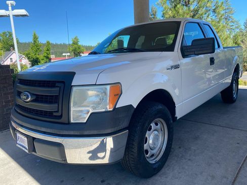 Used 2013 Ford F150 XL w/ Mid Equipment Group RWD image 2