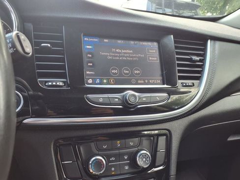Certified 2022 Buick Encore Preferred image 11