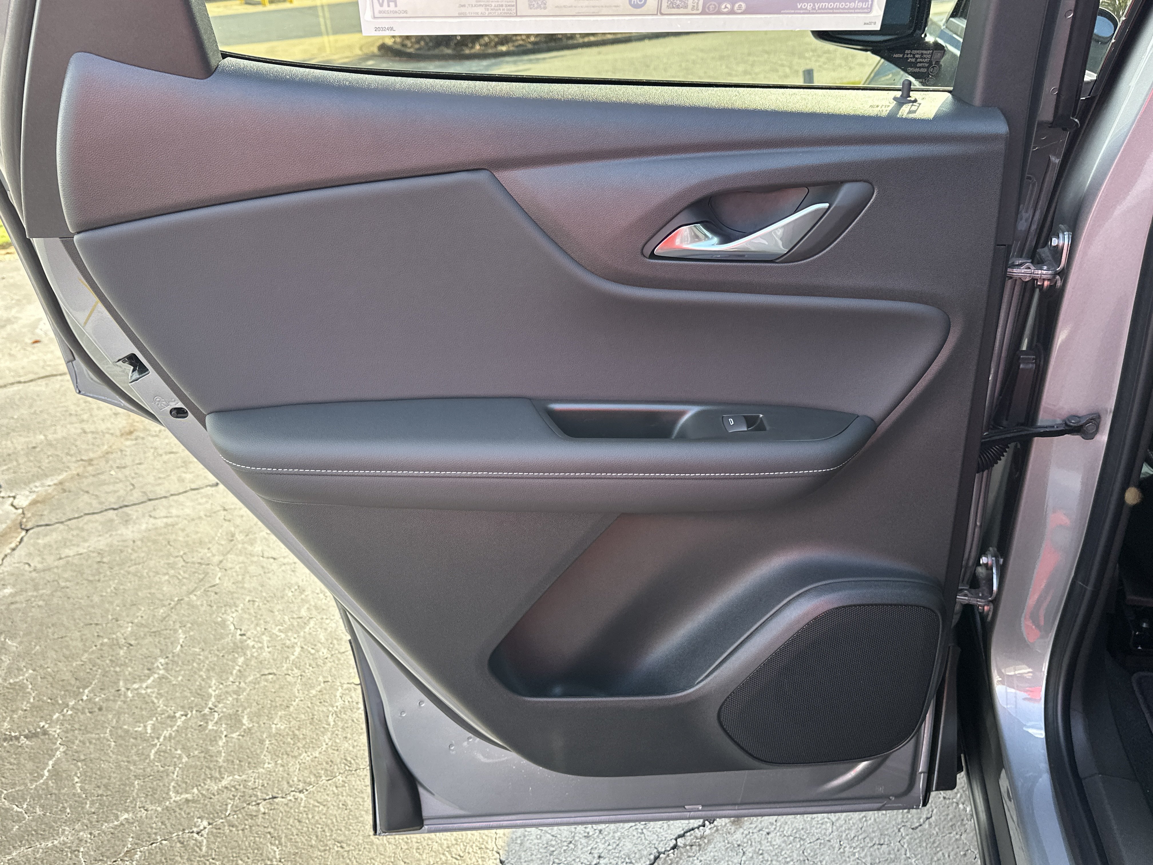 New 2026 Chevrolet Blazer LT w/ Sound & Technology Package FWD image 23