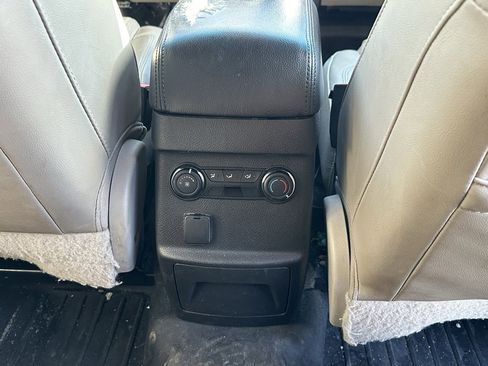 Used 2015 Ford Explorer XLT w/ Equipment Group 202A image 20