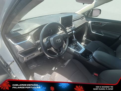 Used 2023 Toyota RAV4 LE FWD image 13