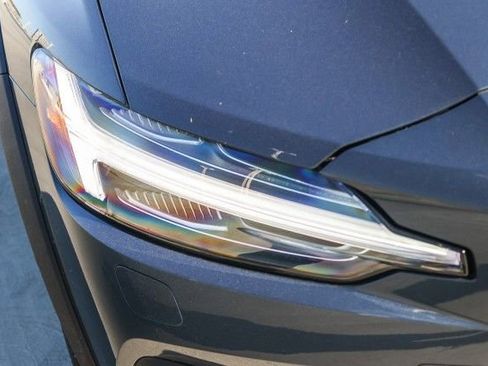 New 2026 Volvo V60 B5 Cross Country Plus w/ Climate Package image 10