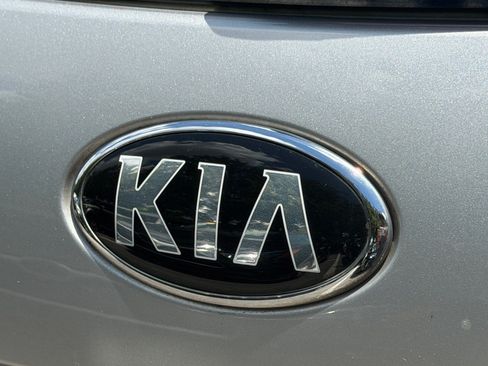 Used 2019 Kia Sorento EX w/ EX Touring Package FWD image 12