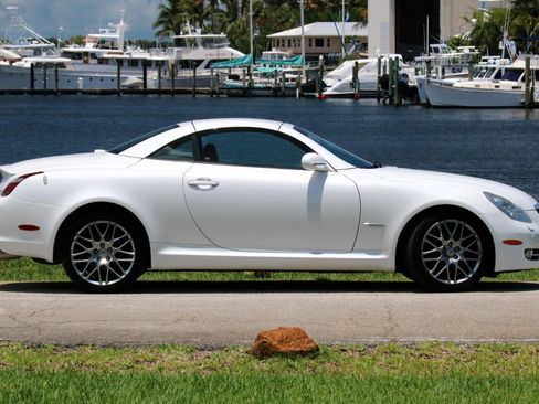 Used 2007 Lexus SC 430 Convertible RWD image 7