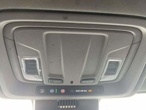 Used 2022 Chevrolet Silverado 1500 RST image 30