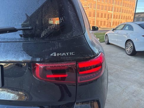 New 2026 Mercedes-Benz GLB 250 4MATIC image 9