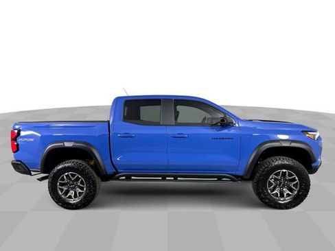 New 2026 Chevrolet Colorado ZR2 w/ Technology Package AWD/4WD image 9
