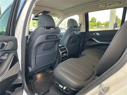Used 2021 BMW X7 xDrive40i w/ Premium Package AWD/4WD image 50