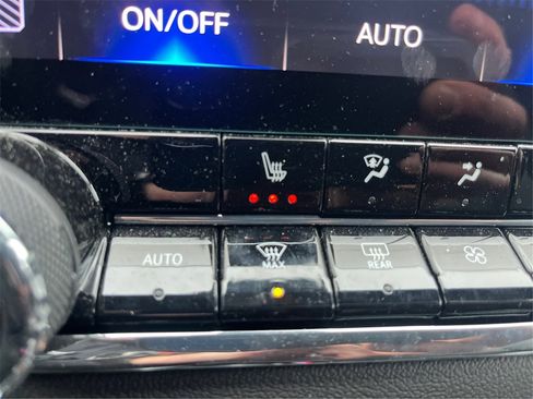 Used 2023 Chevrolet Colorado LT w/ LT Convenience Package III image 45