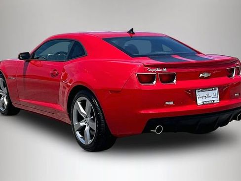 Used 2010 Chevrolet Camaro SS w/ RS Package RWD image 4