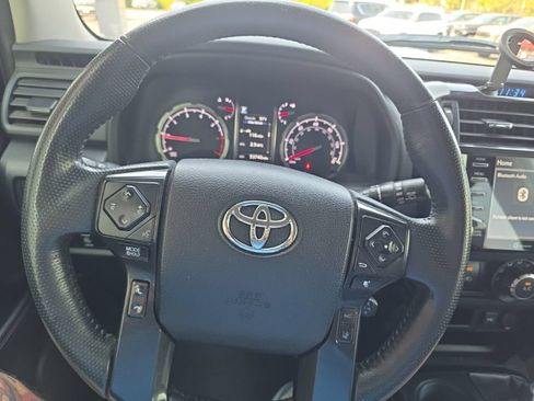 Used 2021 Toyota 4Runner TRD Off-Road Premium w/ Moonroof Package AWD/4WD image 19