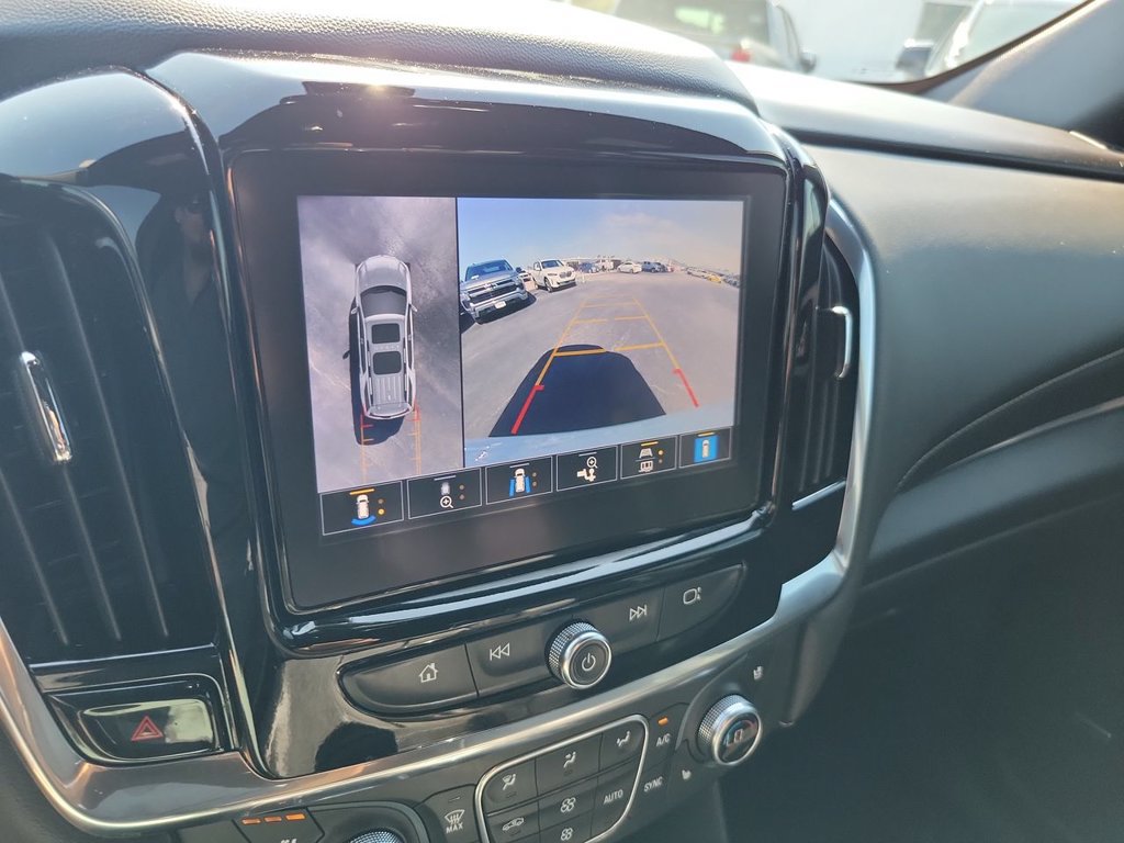 Certified 2023 Chevrolet Traverse Premier w/ Redline Edition FWD image 15