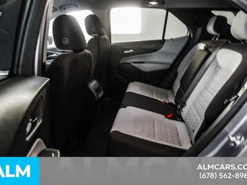 Used 2024 Chevrolet Equinox LT image 17