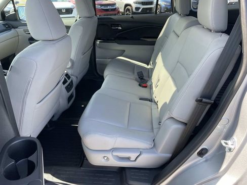 Used 2021 Honda Pilot EX-L image 11