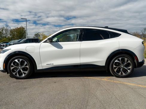 Used 2021 Ford Mustang Mach-E Premium image 9