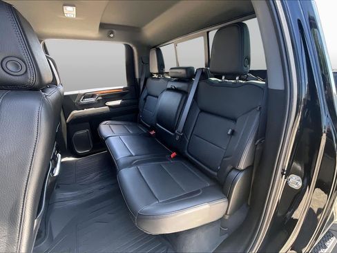 Used 2024 GMC Sierra 3500 Denali w/ Denali Reserve Package AWD/4WD image 20