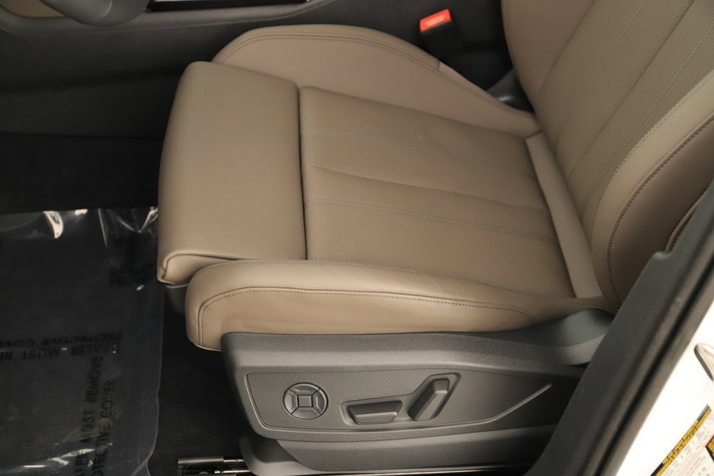 New 2026 Audi Q5 Premium Plus AWD/4WD image 25