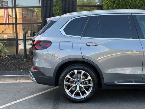 Used 2025 BMW X5 xDrive40i AWD/4WD image 22