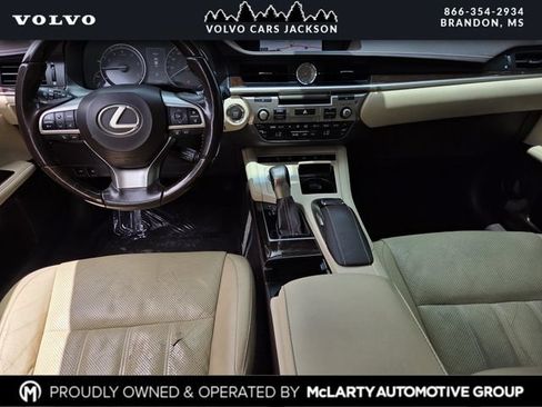 Used 2016 Lexus ES 350 FWD image 8