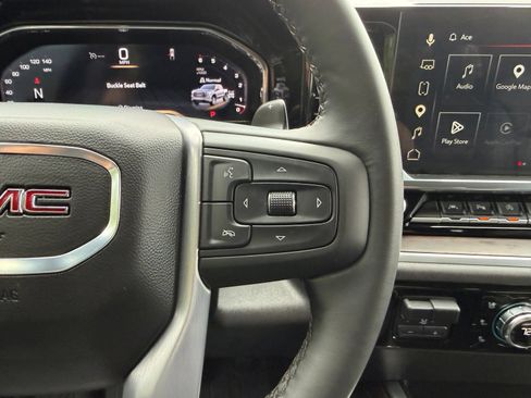 Used 2025 GMC Sierra 1500 SLT w/ SLT Premium Plus Package AWD/4WD image 15