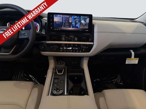 New 2026 Nissan Pathfinder SL AWD/4WD image 23
