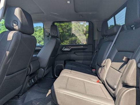 Used 2024 Chevrolet Silverado 2500 LT AWD/4WD image 23