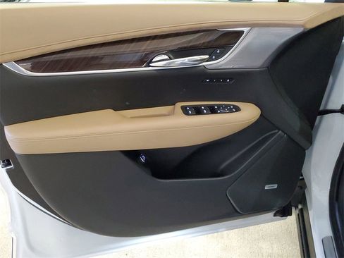 New 2025 Cadillac XT6 Premium Luxury w/ Platinum Package image 14