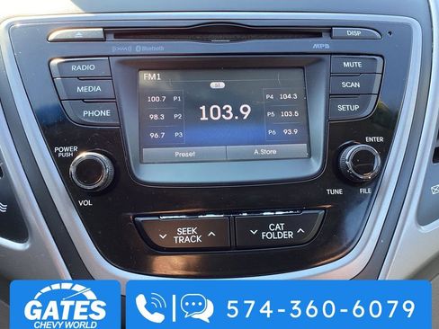 Used 2015 Hyundai Elantra SE w/ Option Group 02 image 3