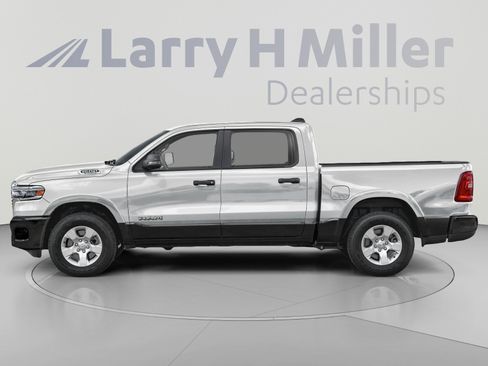 New 2026 RAM 1500 Big Horn AWD/4WD image 5