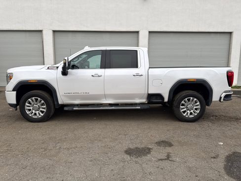 Used 2020 GMC Sierra 2500 Denali w/ Denali Ultimate Package image 2