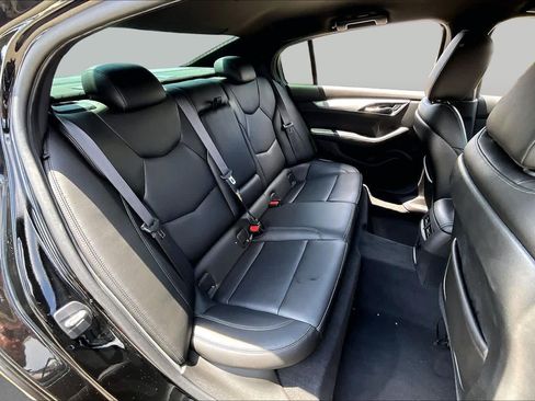 Used 2023 Cadillac CT5 Luxury RWD image 17