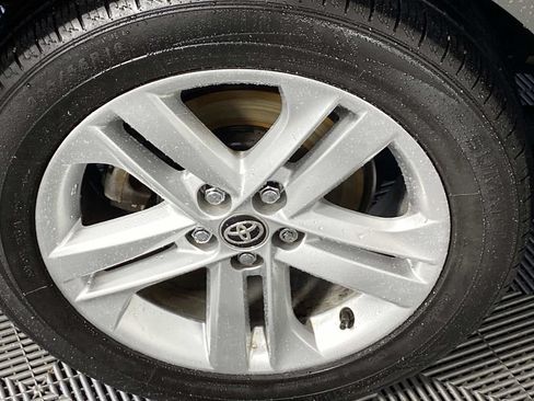 Used 2019 Toyota Corolla SE FWD image 27